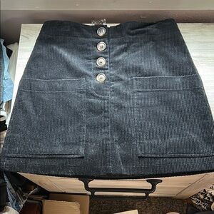 Pink Lily Black A-Line Mini Skirt